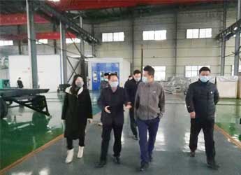 仪征市副市长到江苏新利体育luck18电源视察